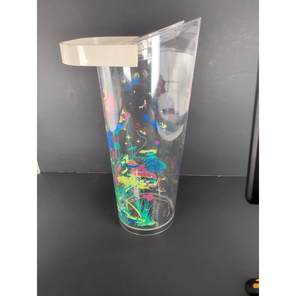 Absolut Vodka Mermaid Pitcher Country of Sweden Colorful Chiho Aoshima Painting